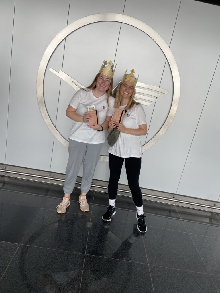 Janina und ich kurz vorm Boarding